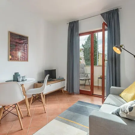 Bowie & Morgan Apartmán